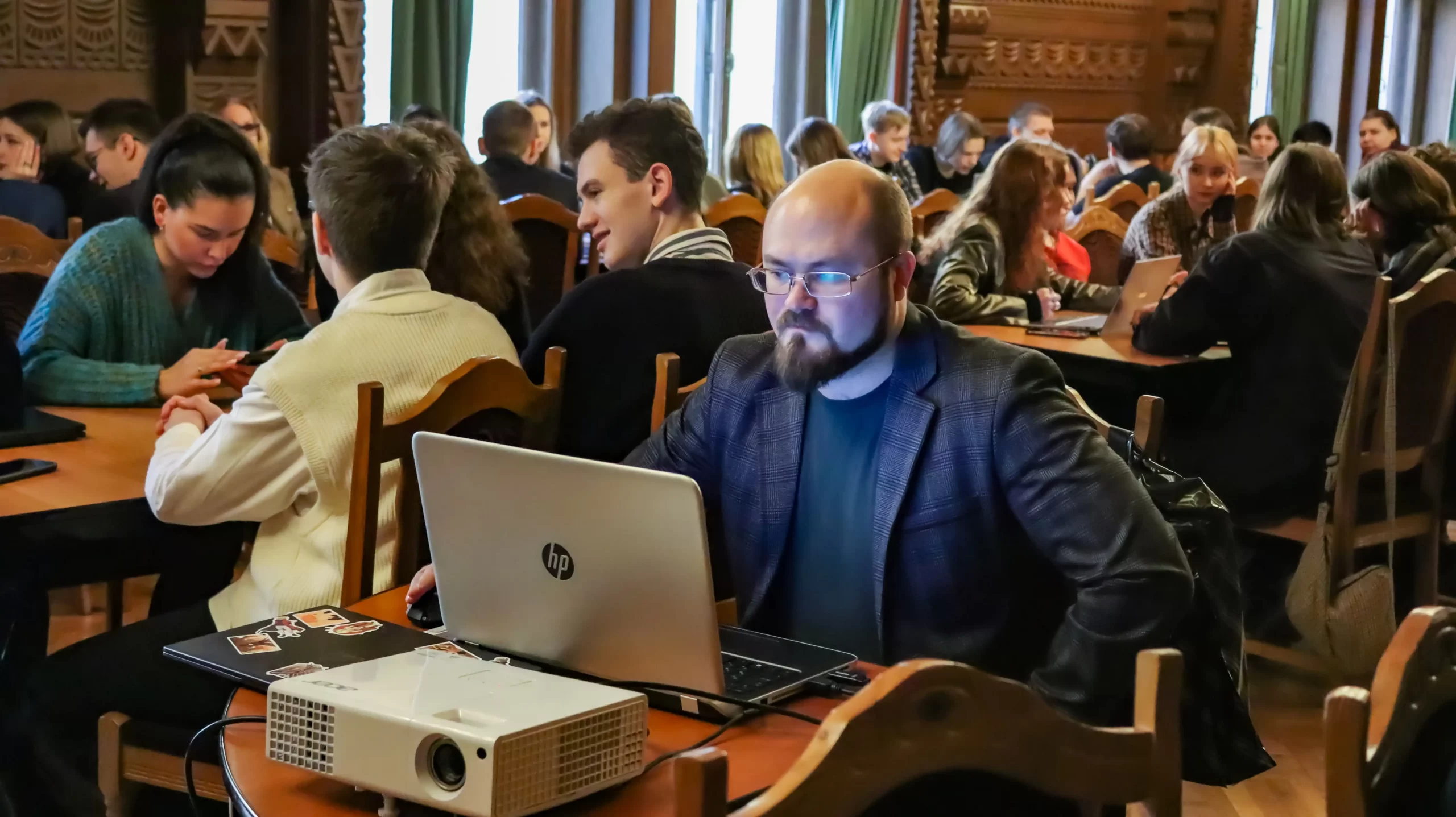 Этноконфессиональный, культурный и политический диалог в Санкт-Петербурге»  (2022-12-02 11:00) — Дом ученых им. М. Горького